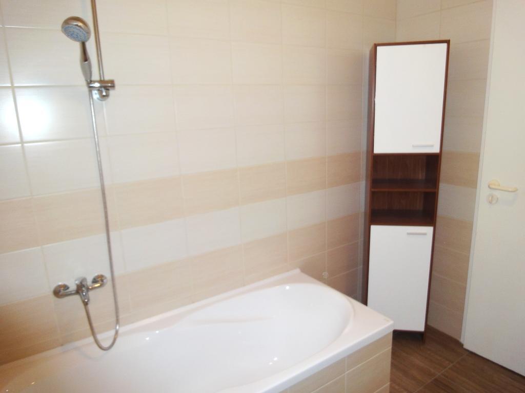 Aqua Apartmanok Pécs Eksteriør bilde
